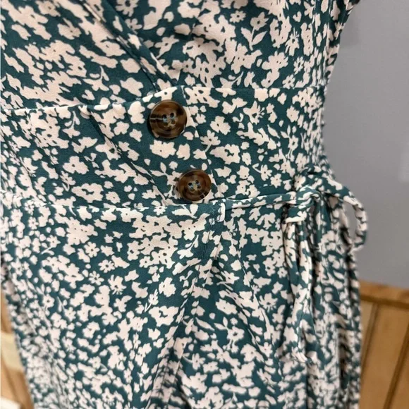 Sienna Sky Floral Faux-Wrap Maxi Dress - Size S - Picture 3 of 9